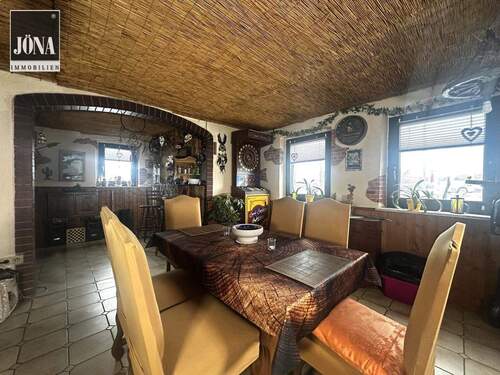 Wohnzimmer EG - Doppelhaushälfte mit 99,00 m&sup2; in Lichtenfels zum Kaufen