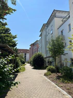 Hausansicht (Ost) - traumhafte 2-Zimmer-Wohnung 'Parco Verde' zu vermieten