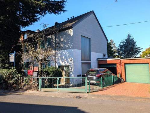 Frontansicht - 6 Zimmer Mehrfamilienhaus, Wohnhaus zum Kaufen in Köln