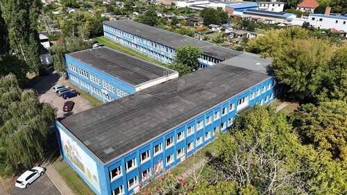 Bild 1 - Provisionsfrei: Bürogebäude mit Ausbaupotenzial und genehmigter Hotelperspektive