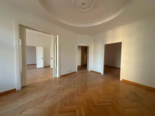 Raumperspektive 2 - Etagenwohnung mit 143,10 m&sup2; in Berlin zum Kaufen