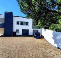 Exklusives Zuhause auf 3.012 m² - viel Privatsphäre, Ruhe und beeindruckender Weitblick - Neudenau Herbolzheim