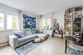 Wohnen 1. OG - 1 Zimmer Mehrfamilienhaus, Wohnhaus in Stuttgart