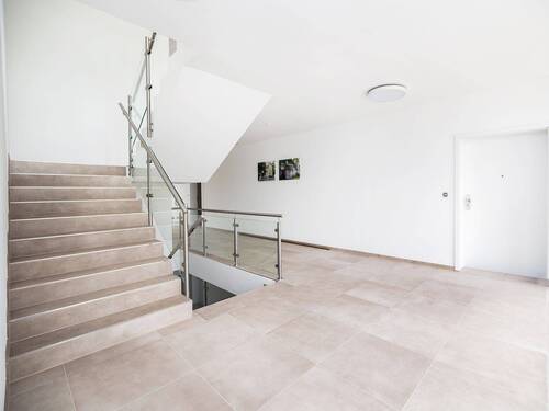 Treppenhaus - Etagenwohnung mit 101,80 m&sup2; in Melle zur Miete