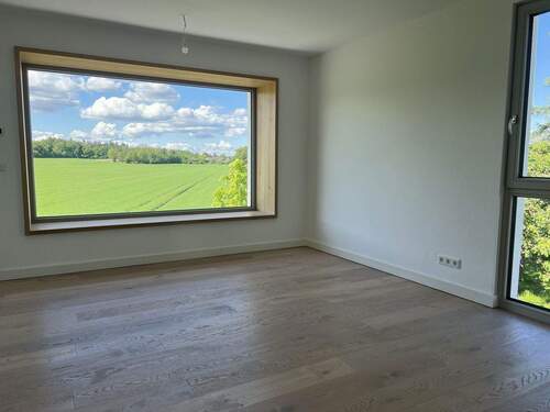 Kinderzimmer rechts 1.OG - 6 Zimmer Einfamilienhaus in München