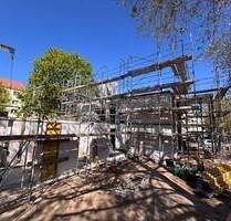 Exkl. 4 Zimmerwohnung im KfW40 Haus m. Südbalkon, parkähnlichem Grundstück u. absoluter Ruhe - Dresden Südvorstadt-West
