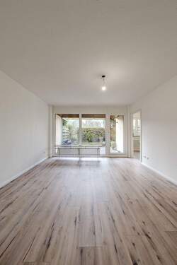 Wohnzimmer - Etagenwohnung mit 89,00 m&sup2; in Tamm zum Kaufen