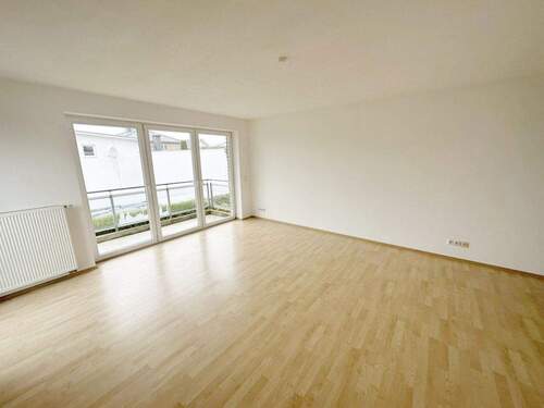 Wohnzimmer - 2 Zimmer Etagenwohnung zur Miete in Börnsen