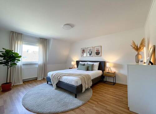 Schlafzimmer 2 (KI-möbliert) - 