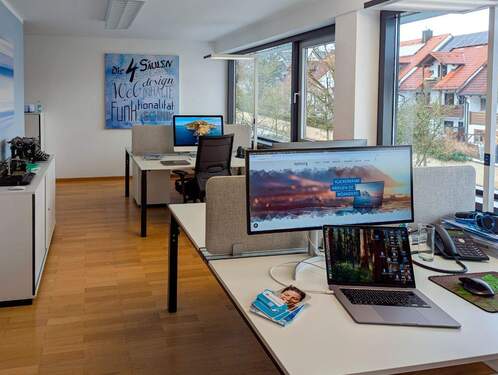 Coworking Fix Desk - 