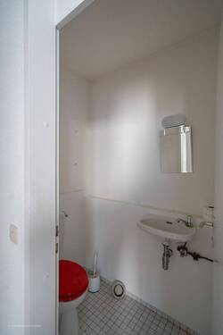 separate Toilette - 