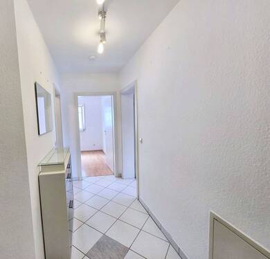 Flur - Etagenwohnung mit 56,00 m² in Malsch zum Kaufen