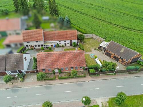 Luftansicht - 7 Zimmer Einfamilienhaus zum Kaufen in Kalbe
