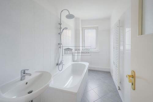 ChatGPT Image 21. Nov. 2025, 19_24_26 - Etagenwohnung mit 50,00 m&sup2; in Berlin zum Kaufen