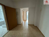Flur - 2 Zimmer Etagenwohnung in Neukirchen/Erzgebirge