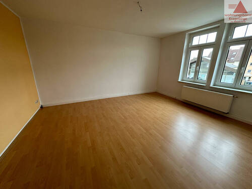 Wohnen - Etagenwohnung mit 60,20 m&sup2; in Neukirchen/Erzgebirge zur Miete