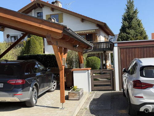 Eingang - 5 Zimmer Doppelhaushälfte in Wörthsee