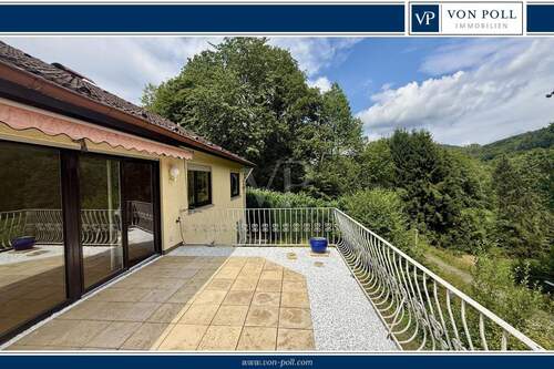 Charmantes Einfamilienhaus direkt am Naturschutzgebiet mit Blick ins Grüne - Charmantes Einfamilienhaus direkt am Naturschutzgebiet mit Blick ins Grüne