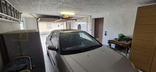 große Garage 2 - 