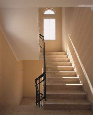 Talstr42_Treppe3.0.jpg - 3 Zimmer Etagenwohnung in Gera