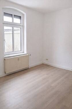 Schlafzimmer.jpg - 6 Zimmer Etagenwohnung zur Miete in Magdeburg