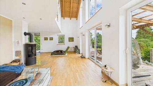 Aussicht Wohnzimmer.jpg - Architektenhaus nahe des Fünfseenlandes