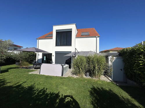 Garten - 6 Zimmer Einfamilienhaus zum Kaufen in Volkertshausen