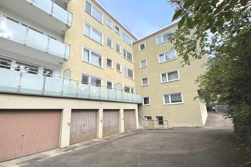 Rückansicht - 1 Zimmer Etagenwohnung zum Kaufen in Stuttgart