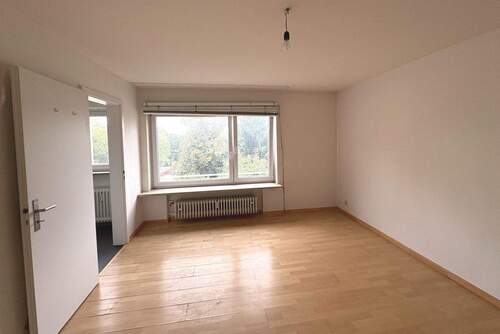 Zimmer - 1 Zimmer Etagenwohnung in Stuttgart