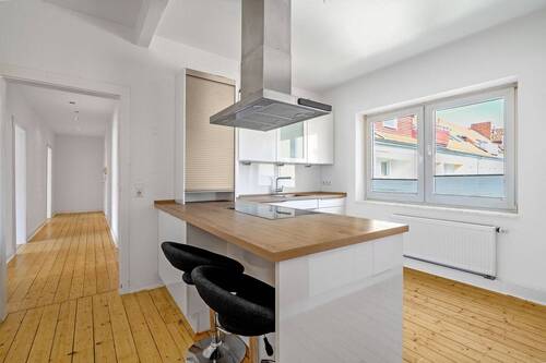 Küche_II - Leerstehende, sanierte Wohnung zentral in Herrenhausen!