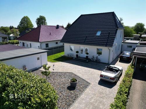 Bild 2 - 4 Zimmer Einfamilienhaus zum Kaufen in Barth