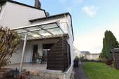 Außen Terrassenansicht - 4 Zimmer Reihenendhaus zum Kaufen in Lage