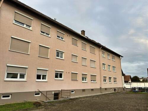 Seitenansicht - 4 Zimmer Etagenwohnung zum Kaufen in Breisach