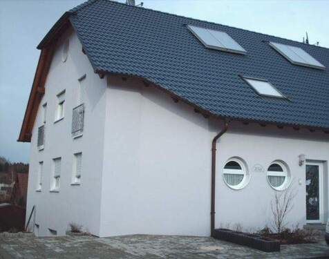 linke Doppelhaushälfte (Foto alter Bestand) - Elegante, moderne Doppelhaushälfte (links) mit ausgebautem UG,Terrasse, Garten, Stellplätzen, in ruhiger Lage von St. Ingbert Rohrbach
