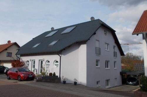 Doppelhaushälfte (links) - 5 Zimmer Einfamilienhaus in Sankt Ingbert