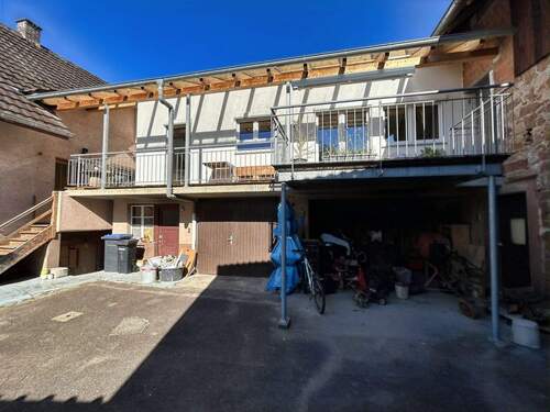 Anbau - Mehrfamilienhaus, Wohnhaus mit 164,00 m&sup2; in Herbolzheim zum Kaufen