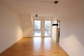 Wohn-, und Esszimmer - Wohnung in Darmstadt - 800,00&nbsp;EUR Kaltmiete, ca.&nbsp; 72,00&nbsp;m&sup2;&nbsp;Wohnfl&auml;che