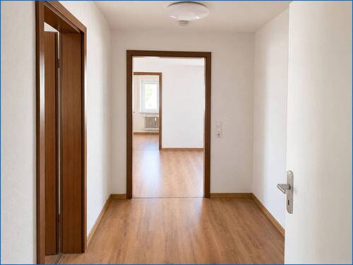 Flur - 2 Zimmer Etagenwohnung zur Miete in Mühlhausen-Ehingen / Ehingen