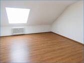 Schlafzimmer - 2 Zimmer Etagenwohnung in Mühlhausen-Ehingen / Ehingen