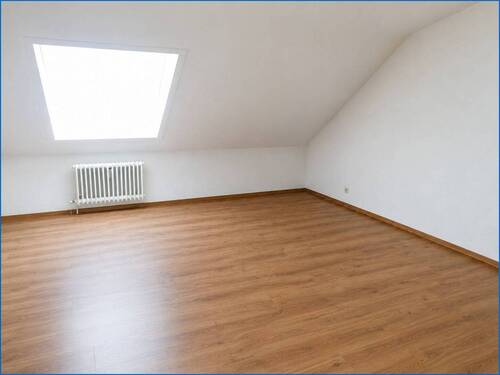Schlafzimmer - 2 Zimmer Etagenwohnung in Mühlhausen-Ehingen / Ehingen