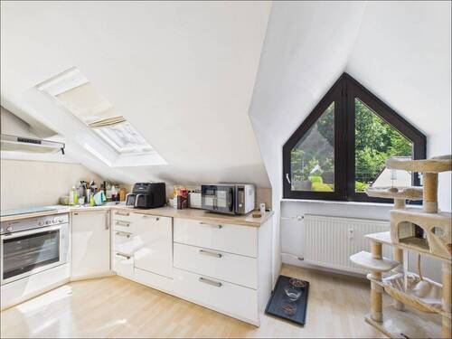 Küche - Kauf zwei, zahl nur für eins: 3-Zimmer-Wohnung mit Einliegerwohnung in Hösbach.