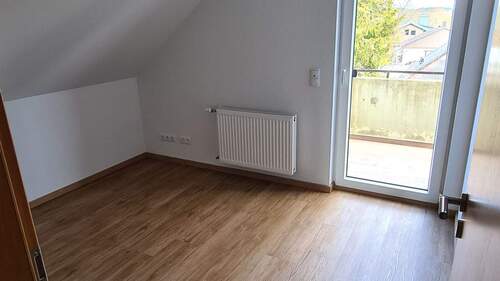 Kinderzimmer/Büro - 