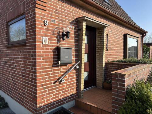 herzlich willkommen - 4 Zimmer Einfamilienhaus in Oeversee