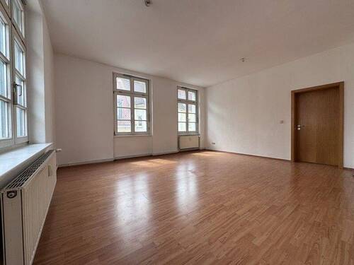 Wohnzimmer - 3 Zimmer Etagenwohnung zur Miete in Schwerin