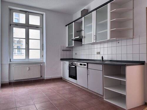 Küche mit Einbauküche - 3 Zimmer Etagenwohnung in Schwerin