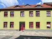 Bild 2 - 9 Zimmer Mehrfamilienhaus, Wohnhaus zum Kaufen in Bad Sülze