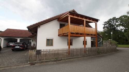 Ansicht - Großzügige 4 Zimmer-Wohnung in Rattiszell