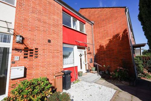 71c61292-adcd-48dd-84bb-c338af69a257 - Reihenmittelhaus mit 100,00 m² in Lübeck zum Kaufen