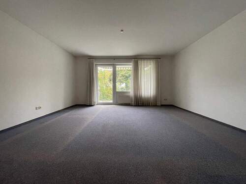 Wohnzimmer (1) - 4 Zimmer Doppelhaushälfte zum Kaufen in Ludwigshafen