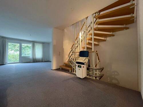 Wohnzimmer (2) - 4 Zimmer Doppelhaushälfte in Ludwigshafen